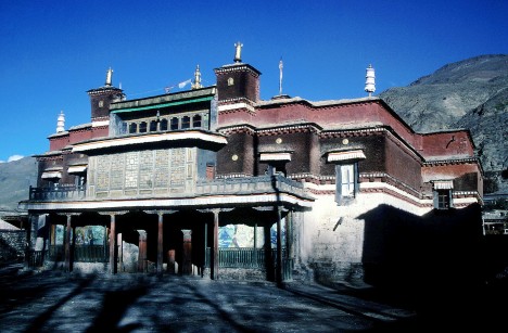 Lhalung Temple, 1993. Photo: Matthew Akester.