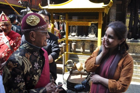 Dina Bangdel (right) with Aju Dharma Ratna Shakya (left) at Kwa Baha, Patan, Nepal. Photo Â© Kerry Lucinda Brown