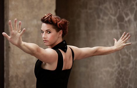Headshot of Amanda Palmer